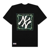 MLB New York Yankees Textures T-Shirt