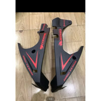 Mỏ cày xe exciter150 màu đen nhám chữ đỏ