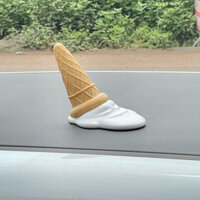 mô hình cây kem trang trí nóc xe