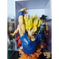 Mô hình dragon ball Goku super saiyan. ( siêu xay da) cao 25cm to bự.