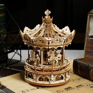 Mô hình lắp ráp Đu quay lãng mạn – Robotime AMK62