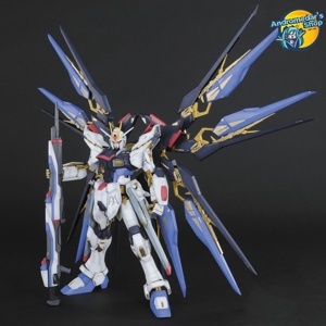 Mô hình lắp ráp PG Strike Freedom Gundam Bandai