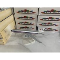 Mô hình máy bay American MD 20cm có bánh xe + đế trưng bày