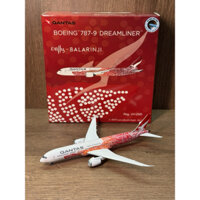 Mô hình máy bay NG lite Qantas Boeing 787-9 "Balarinji" tỉ lệ 1:400