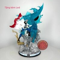 Mô hình Naruto Kakashi Hatake triệu hồi chó sói cao 27cm