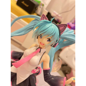 Mô hình Nendoroid 831 - Hatsune Miku: 10th Anniversary Ver