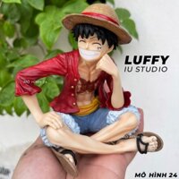 MÔ hình nhân vật Monkey D Luffy IU STUDIO one piece ngồi cười tươi bản giới hạn IU studios lù giá rẻ mũ rơm