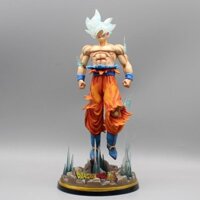 💞💞Mô hình nhân vật Son Goku trạng thái bản năn vô cực Dragon Ball Có led