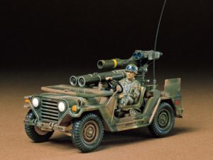 Mô hình quân đội 35125 M151A2 w/Tow Missile Tamiya