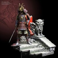 Mô Hình samurai Màu Trắng Bằng Nhựa resin Tỉ Lệ 1 / 24