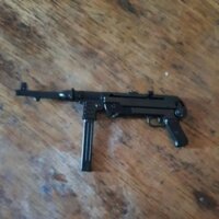 mô hình súng nhựa mp40 kích cỡ 1:1
