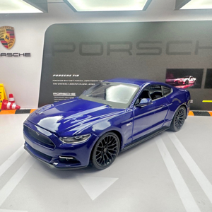 Mô hình xe Ford Mustang GT 2015 tỉ lệ 1/24 Maisto