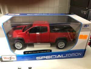 Mô hình xe Chevrolet Colorado ZR2 2017 1:24