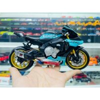 Mô hình xe độ Yamaha R1m Petronas race độ pô Akrapovic 1:12 Autono1 MSZ D028M