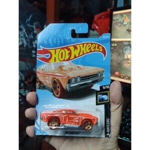 Mô hình xe Hot Wheels '69 Chevelle tỷ lệ 1:64