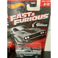 Mô hình xe Hot Wheels Fast And Furious 8