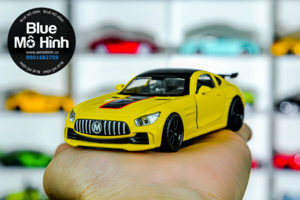 Mô hình xe Mercedes Benz AMG GTS 1:36