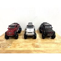 Mô hình xe Mercedes - Benz G63 AMG 6x6 _ Tỷ lệ 1:22