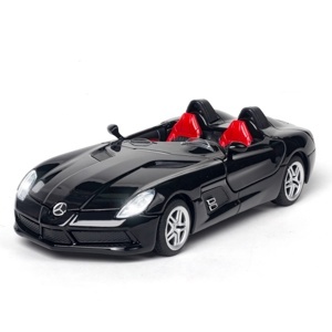 Mô hình xe Mercedes-Benz SLR Stirling Moss 1:32