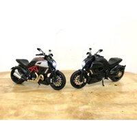 Mô hình xe motor Ducati Diavel Carbon _ Tỷ lệ 1:12