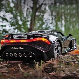 Tiền nhiều để làm gì Để tậu siêu xe Bugatti La Voatio Noire đắt nhất hành  tinh với giá 439 tỷ