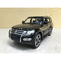 Mô hình xe ô tô MITSUBISHI Pajero V93 - 1:32