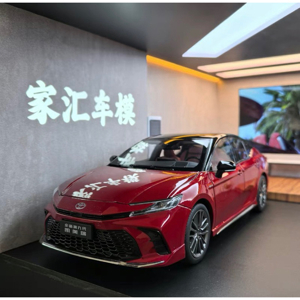 Mô hình xe Toyota Camry Trắng 1:18