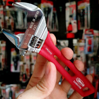 Mỏ lết Lobster UM24XD Made In Japan