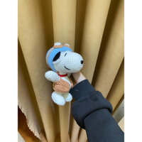 Móc khóa chú chó Snoopy handmade len 50g, 125g, baby yarn
