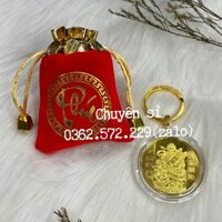 Móc khóa Đồng Xu Phong Thủy Thần Tài - Cá chép - Quà tặng phong thủy cầu bình an Tặng Kèm Túi Phúc - Lộc Đỏ Phong Thủy May Mắn - xu thần tài túi phúc