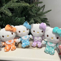 Móc khóa Hello Kitty mặc đồ ngủ em bé