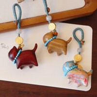 Móc khóa mèo con khắc gỗ đàn hương xanh tự nhiên bằng gỗ