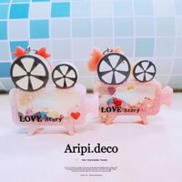 Móc khóa Resin Máy Quay Phim Handmade MadeByAripi / Làm theo yêu cầu / Thủ công