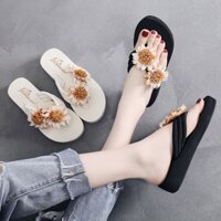 (MỚI 2022) Dép Xỏ Ngón Tông Kẹp Đính Hoa Đế Xuồng Cao Chống Trượt Đi Du Lịch