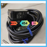 [Mới] Cảm biến quang thu phát E3JK-TR12-C