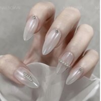Món úp thiết kế móng giả sơn gel nhẹ nhàng đính cườm đá