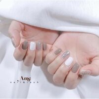 Móng tay giả thiết kế