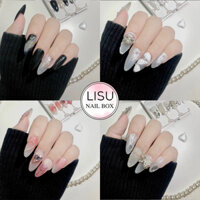 Móng tay thiết kế đính đá sang chảnh, nail box form oval thiết kế tại tiệm nail "B3"