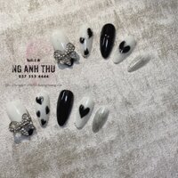 móng úp đính nơ