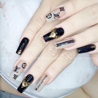 móng úp nailbox thiết kế đen thương hiệu VL