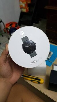 MOTO 360