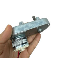 Motor giảm tốc 10 vòng  madein japan tải 20kg