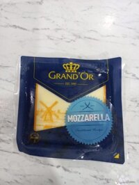 Mozzarella cheese. Grand’Or 200g.