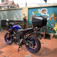 MT15 lên thùng sau Givi B32N ADV và baga chịu lực SRV