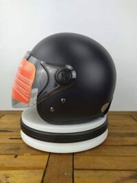 Mũ bảo hiểm cả đầu chùm tai. Mũ bảo hiểm GRO 3/4 .