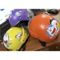 Mũ bảo hiểm doremon cho bé 13-25kg có kính chắn gió