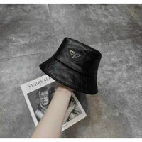 Mũ bucket -nón tai bèo vành cụp PRADA