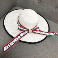 Mũ cói vành rộng