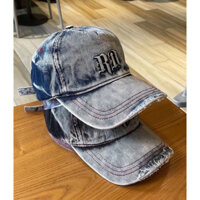 Mũ lưỡi trai bò rách