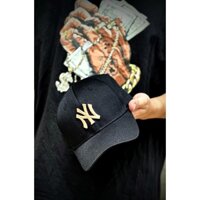 Mũ MLB logo kim loại vàng